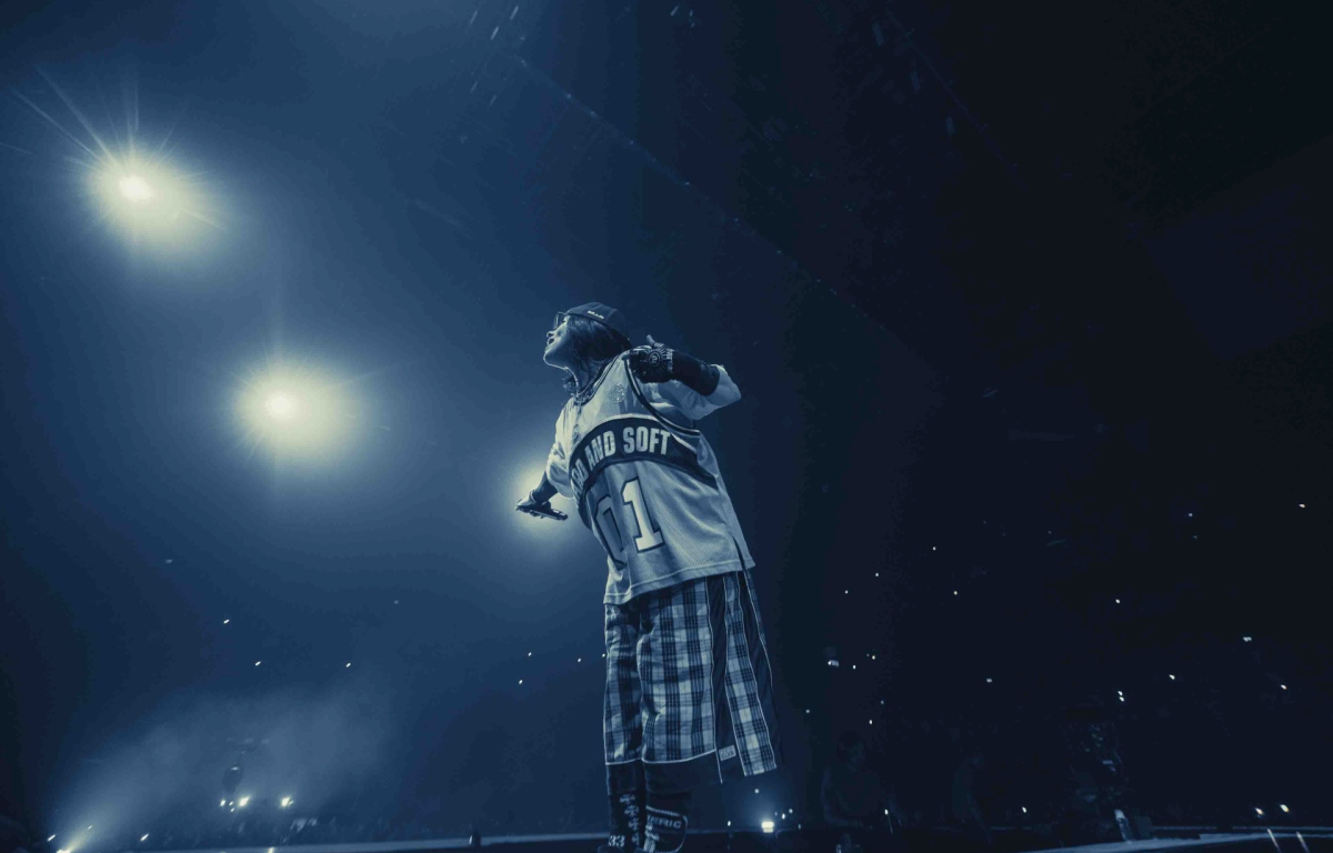 Billie Eilish – Hit Me Hard and Soft: The Tour