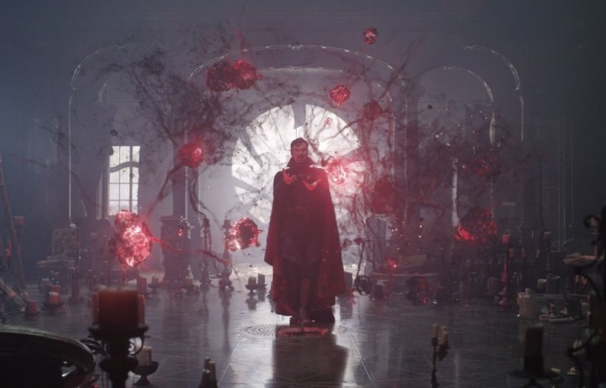 Doctor Strange v mnohovesmíru šílenství