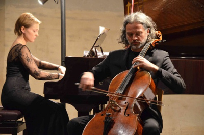 Terezie Fialová (klavír) Jiří Bárta (violoncello)