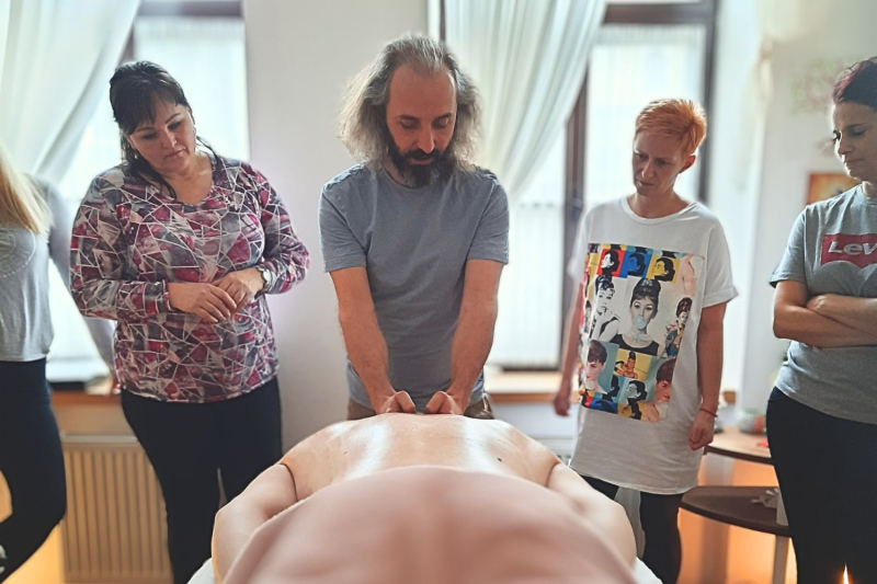 Masérský kurz Záda a šíje pro laiky