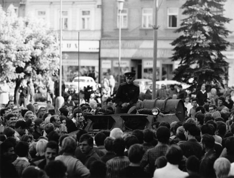 SRPEN 1968 VE VALAŠSKÉM MEZIŘÍČÍ / JIŘÍ FOJTÍK