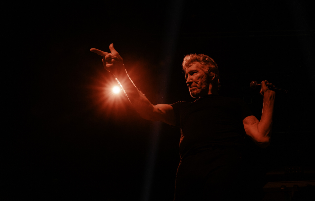 Roger Waters This Is Not A Drill: Live From Prague – The Movie
