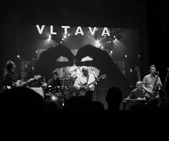 Vltava - Náklad štěstí tour